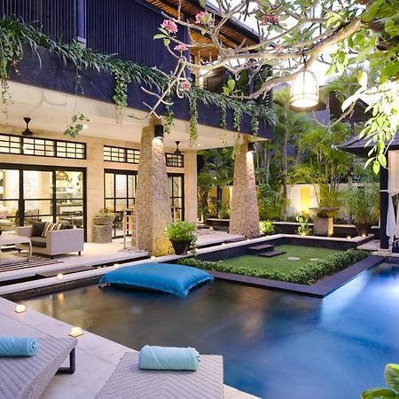 Amanputri Villa Seminyak Exterior foto