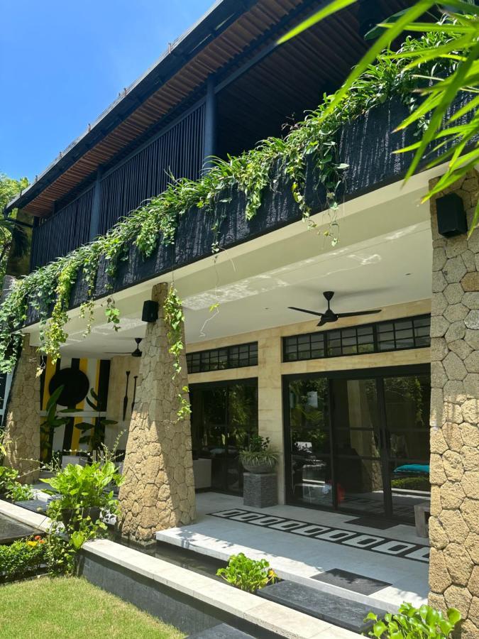 Amanputri Villa Seminyak Exterior foto